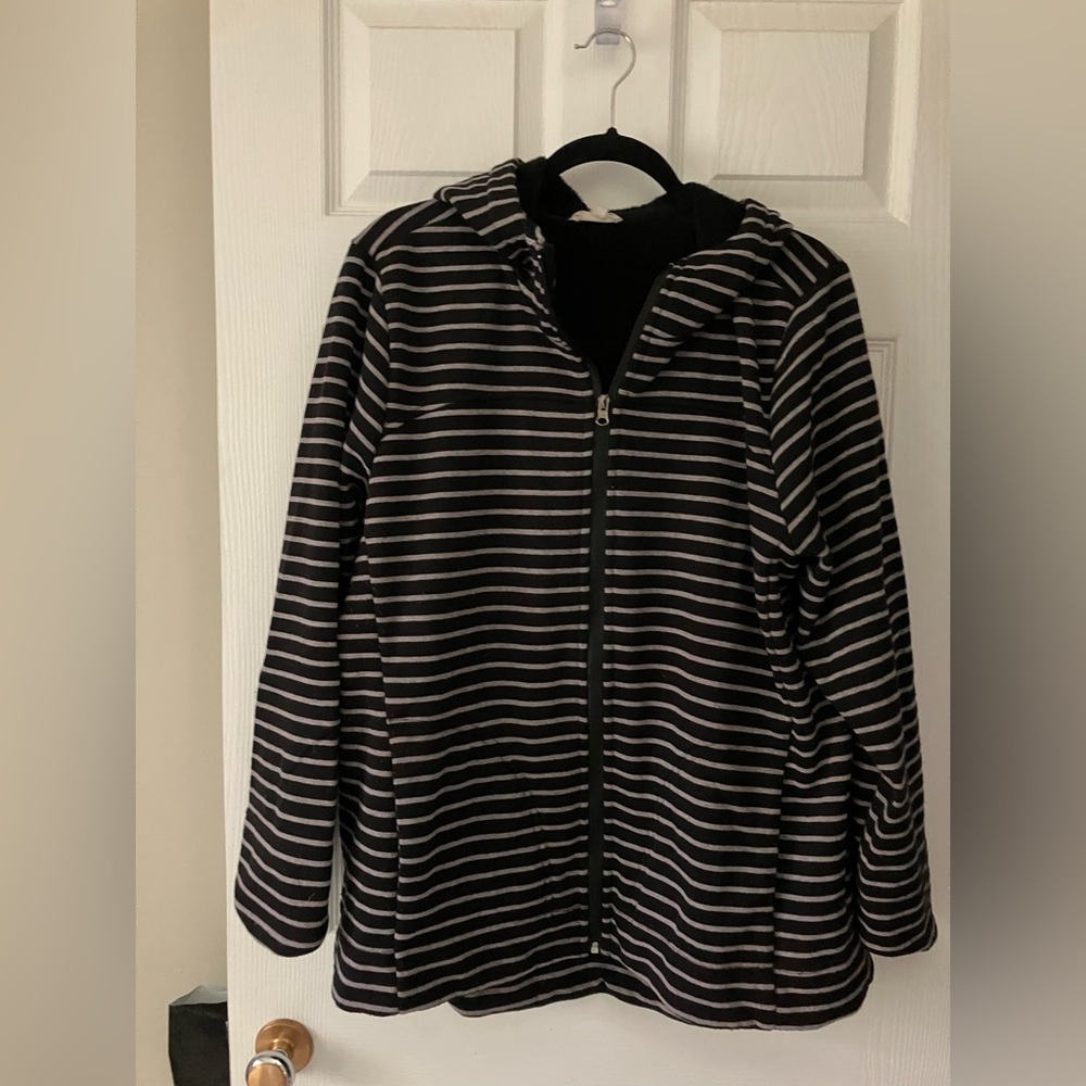 ODDY Black Garment